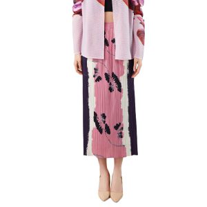 Slimming pleated skirt